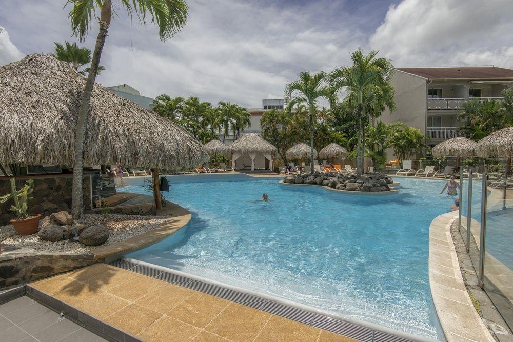 La Pagerie - Tropical Garden Hotel เลส์ทรัวส์-ซีเลต์ ภายนอก รูปภาพ