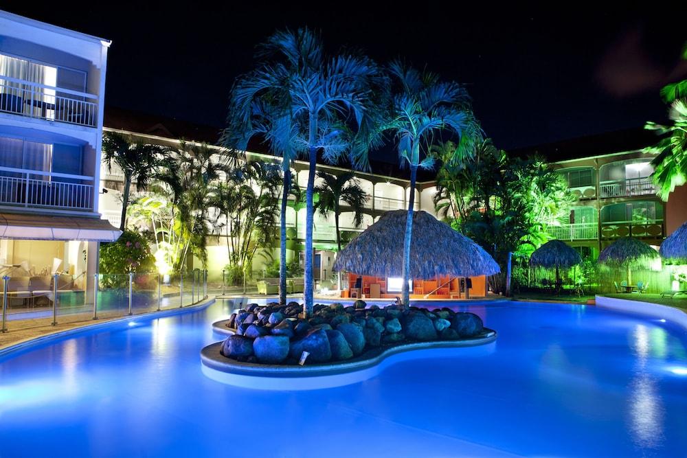 La Pagerie - Tropical Garden Hotel เลส์ทรัวส์-ซีเลต์ ภายนอก รูปภาพ