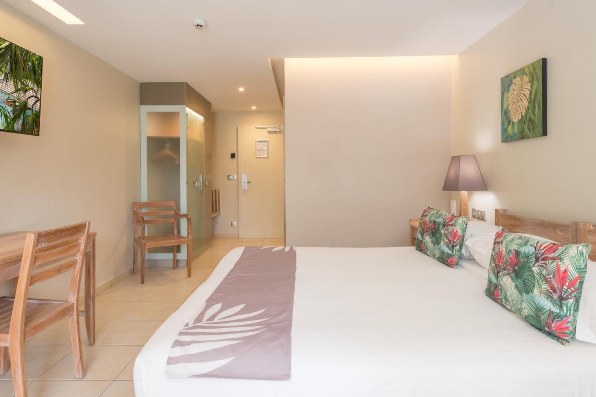 La Pagerie - Tropical Garden Hotel เลส์ทรัวส์-ซีเลต์ ภายนอก รูปภาพ